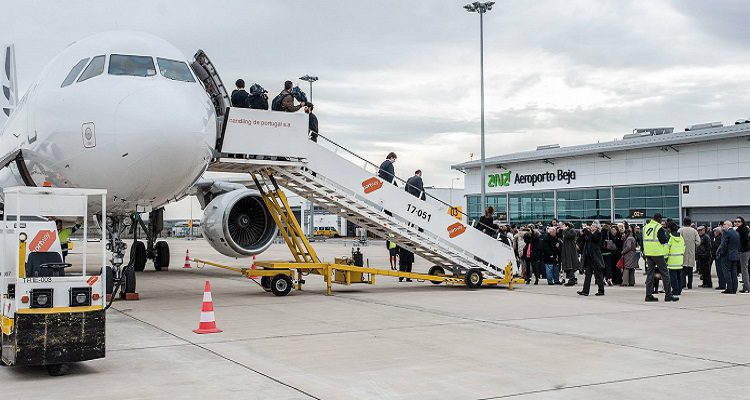 AEROPORTO DE 33 MILHÕES E ESTÁ PARADO