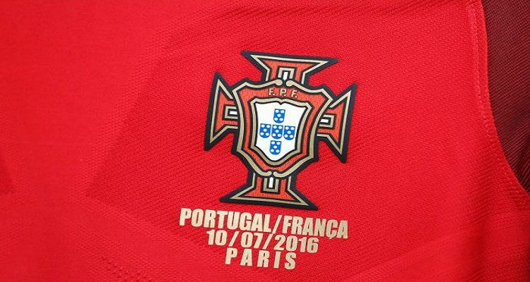 PORTUGAL VAI JOGAR DE VERMELHO