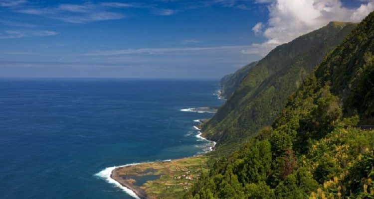 AÇORES ... ILHA MAIS BELA DO MUNDO !
