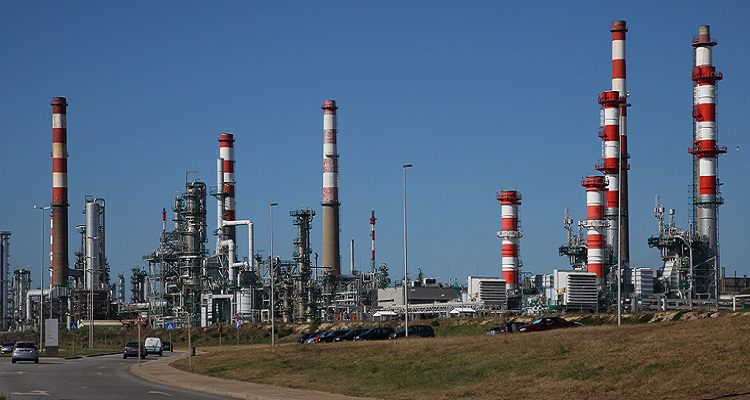 REFINARIA PETROGAL