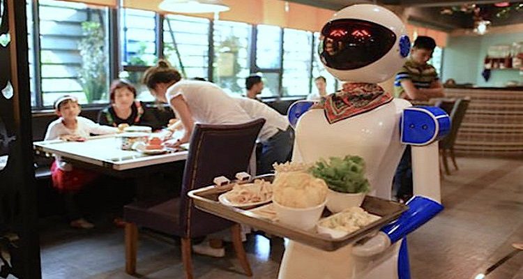 ROBOTS DESPEDIDOS NA CHINA