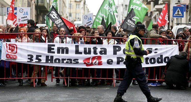 FUNÇÃO PUBLICA: REGRESSAM AS 35 HORAS