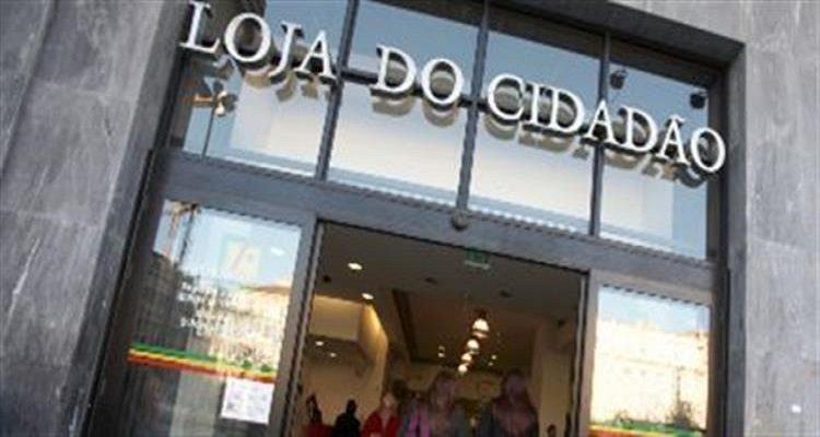 BEBÉS PASSAM A TER CARTÃO-DE-CIDADÃO