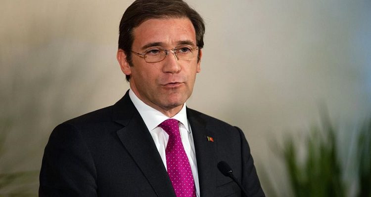 PASSOS COELHO: "35 HORAS É UM ERRO"