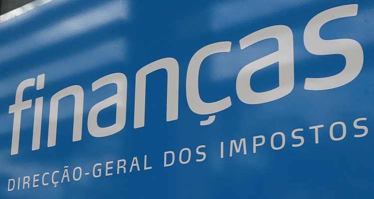 ACABA ISENÇÃO IMI PARA EMIGRANTES
