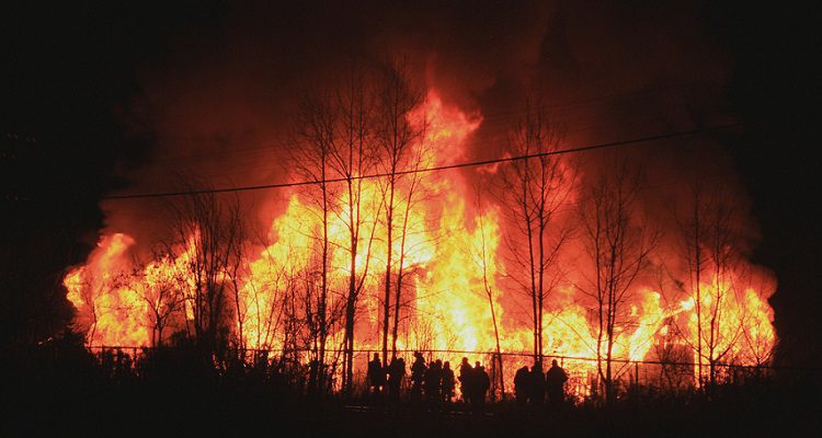 PORTUGAL: JÁ ARDERAM 100 MIL HECTARES