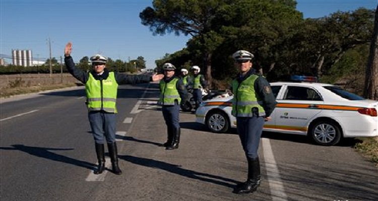 GNR DETEVE MAIS DE 200 PESSOAS