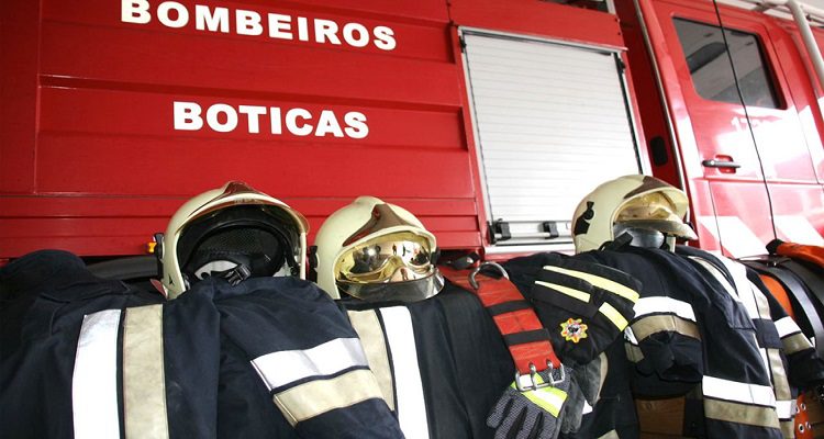 ALDEIA DE BOTICAS EVACUADA