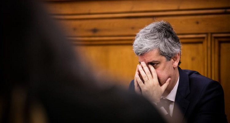 DÍVIDA PUBLICA CONTINUA AUMENTAR