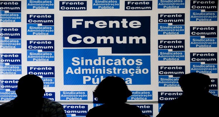 FRENTE COMUM ACUSA GOVERNO