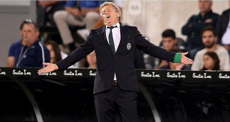 JORGE JESUS IRRITADO COM A DEFESA