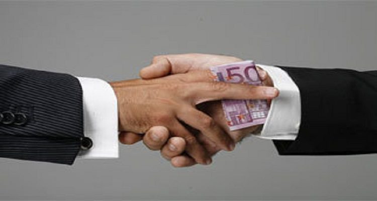 80% ACREDITAM NA CORRUPÇÃO NO ESTADO