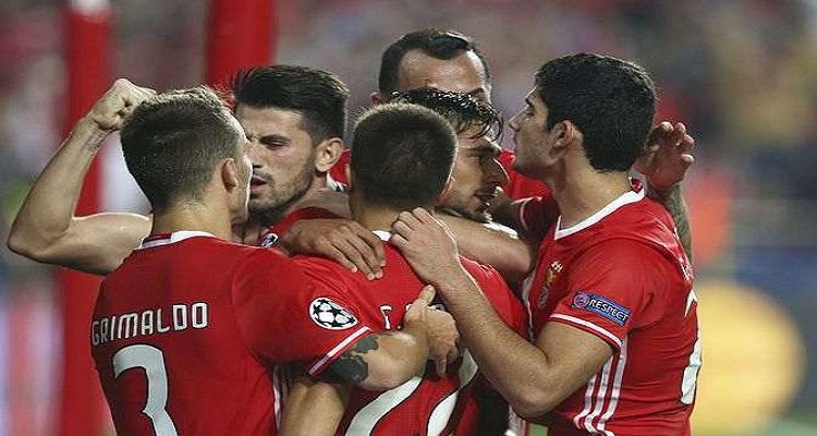 BENFICA VENCE E CONVENCE DÍNAMO DE KIEV