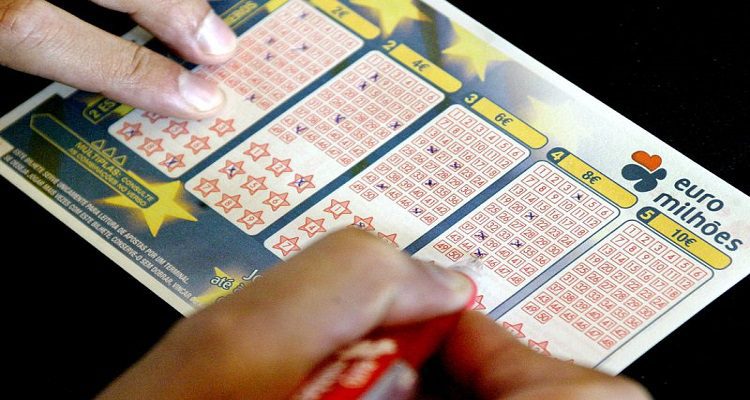 JOGO RENDE 1,8 MILHÕES/DIA À SOLIDARIEDADE