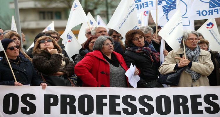manifestacao-professores-protestam