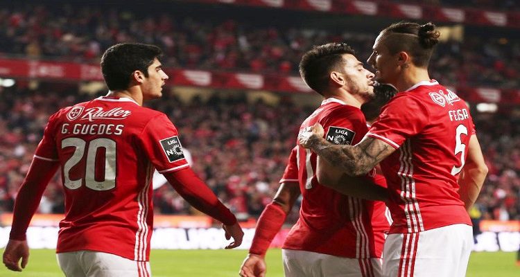 primeira-liga-benfica-soma-segue
