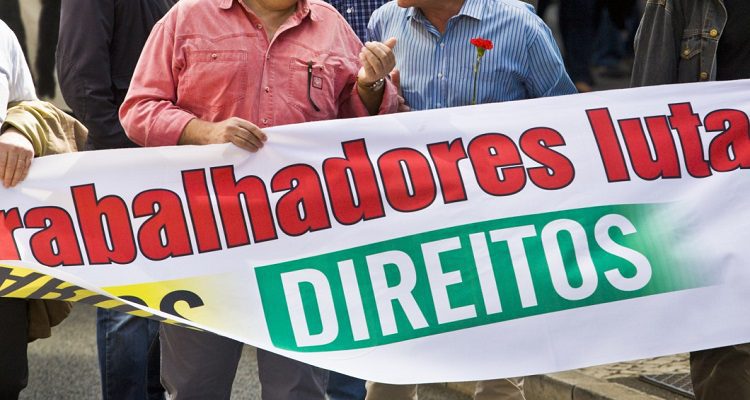 FUNÇÃO PÚBLICA ESPERA "SERIEDADE" DO GOVERNO