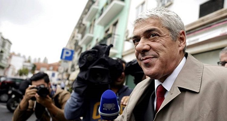 SÓCRATES "PERDE" QUEIXA CONTRA MAGISTRADO