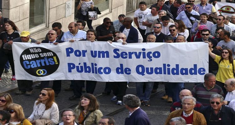 trabalhadores-transportes-protestam