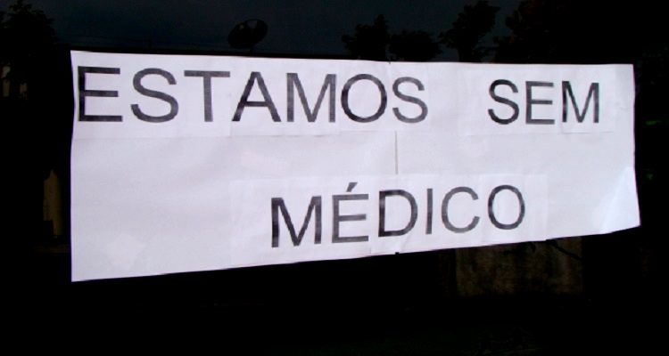protestos-pela-falta-medicos