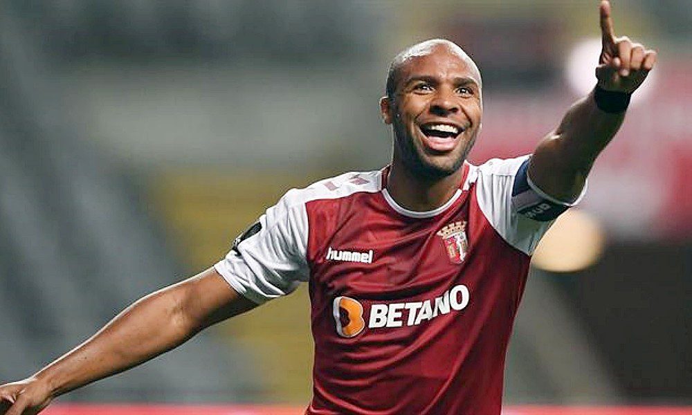 BRAGA VENCEU O SANTA CLARA (2-0) E SOBE AO NONO LUGAR (VÍDEO)