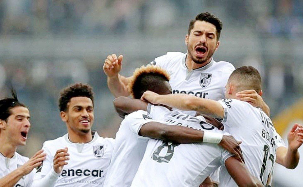 VITÓRIA DE GUIMARÃES VENCE O PORTIMONENSE E SOBE AO QUARTO LUGAR (VÍDEO)