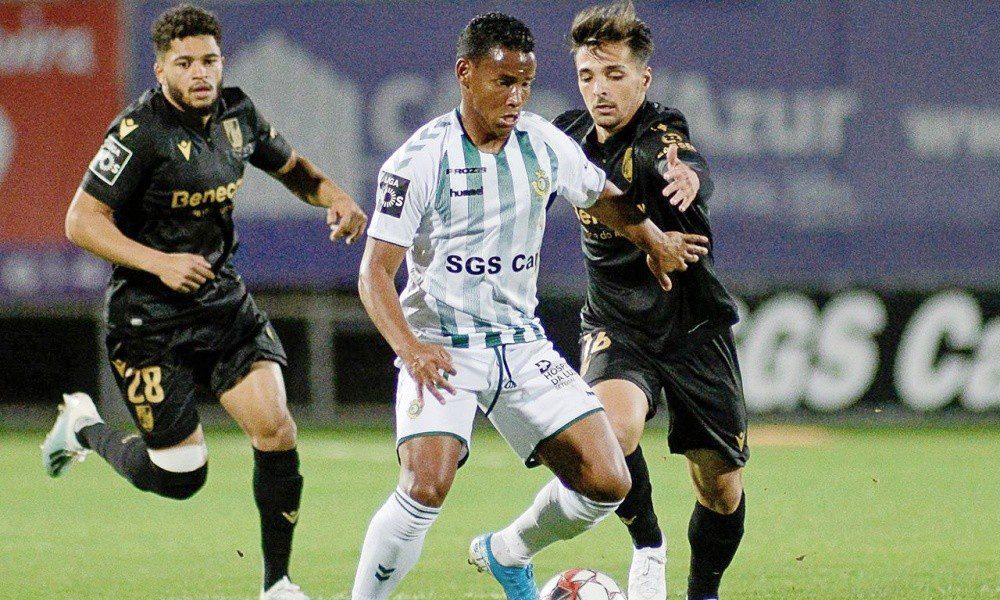 VITÓRIAS DE SETÚBAL E GUIMARÃES EMPATAM 1-1 (VÍDEO)