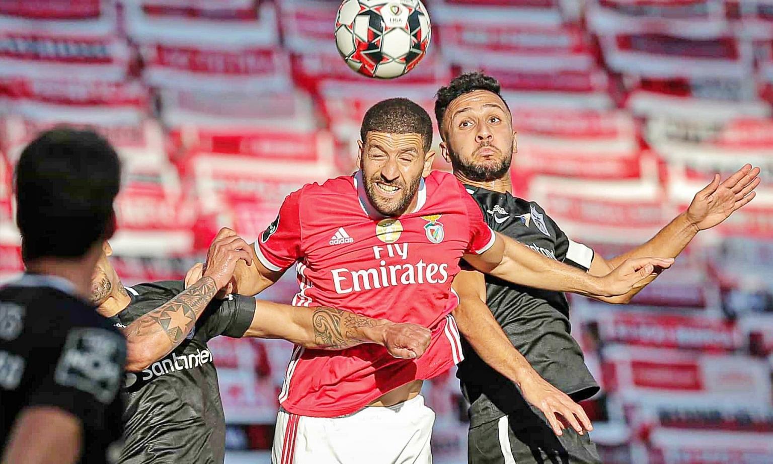 Benfica Perde O Santa Clara E Agrava Crise De Resultados V Deo