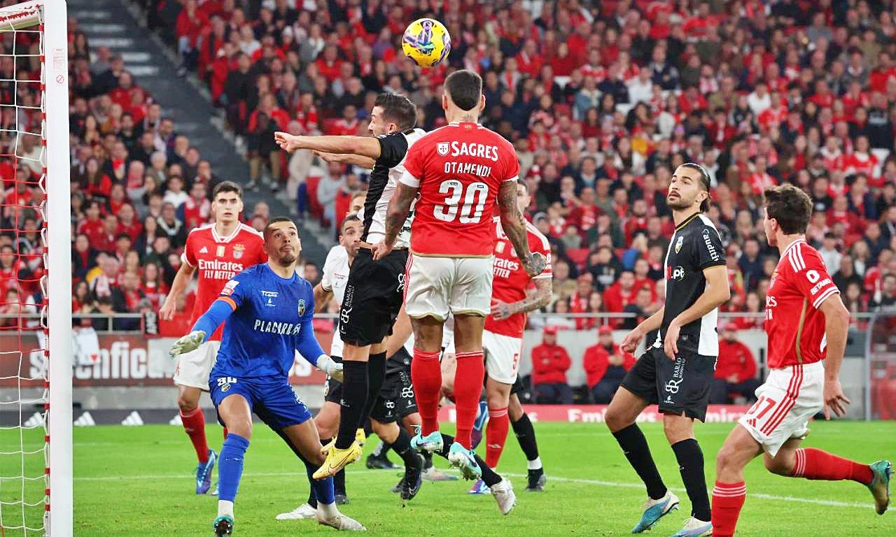 Benfica volta a empatar no campeonato, agora frente ao Farense